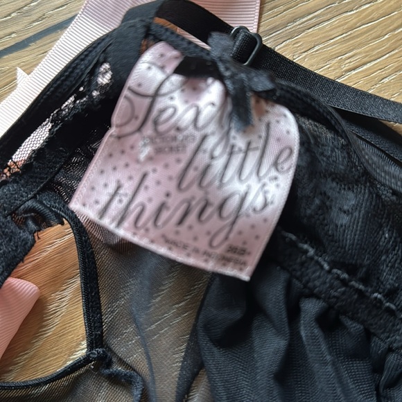 Victoria Secret Sexy Little Things Black/Pink Sheer Lingerie Womens 36B ruffles - Picture 7 of 10